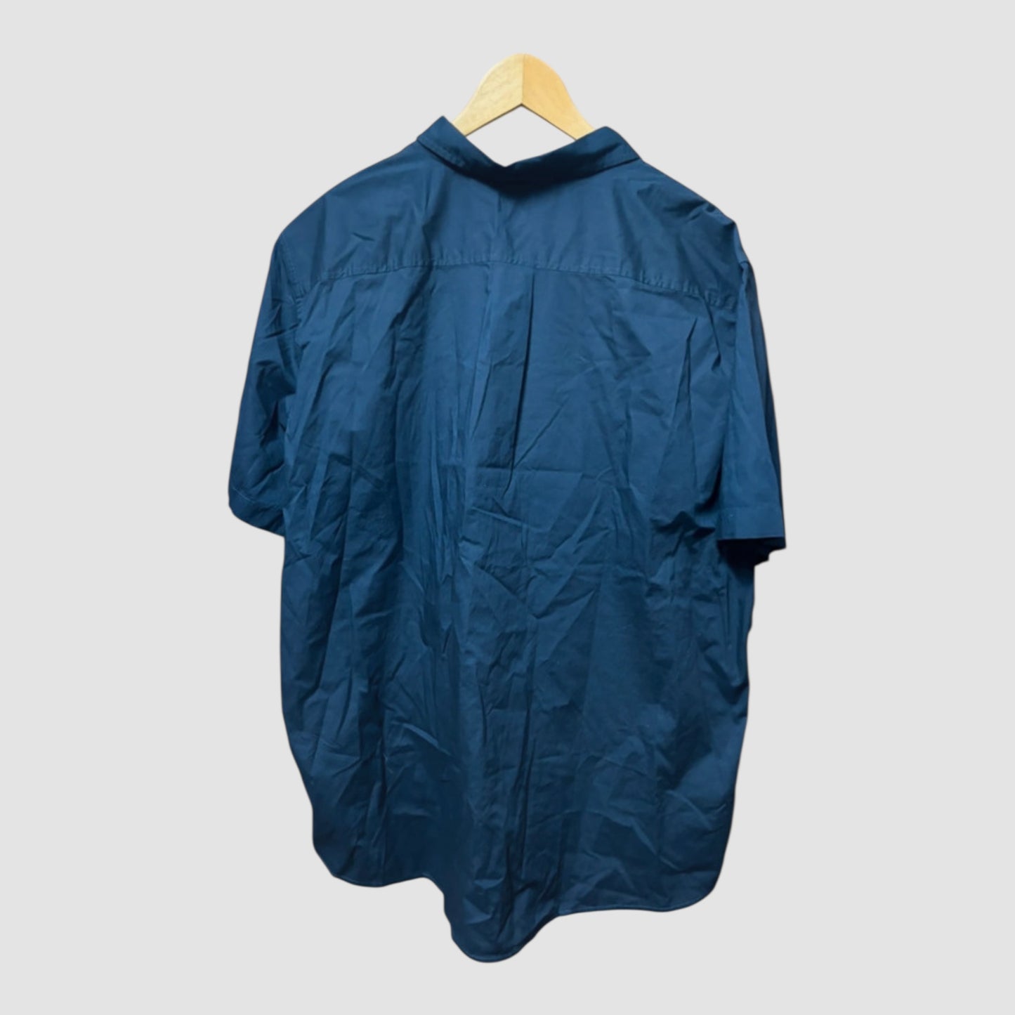 Camisa manga curta homem Amazon Essentials tamanho XXL