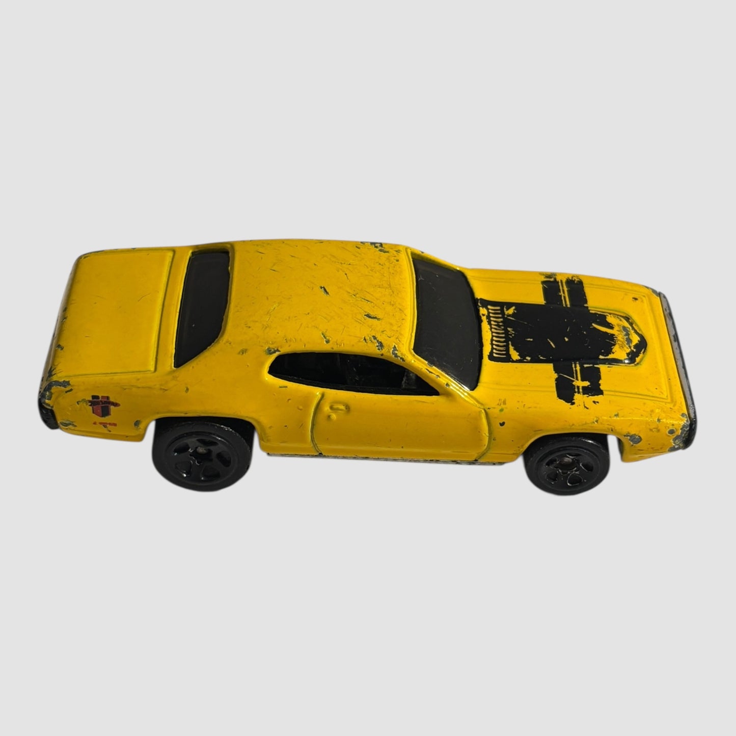 Hot Wheels ’71 Plymouth GTX Amarelo Loose