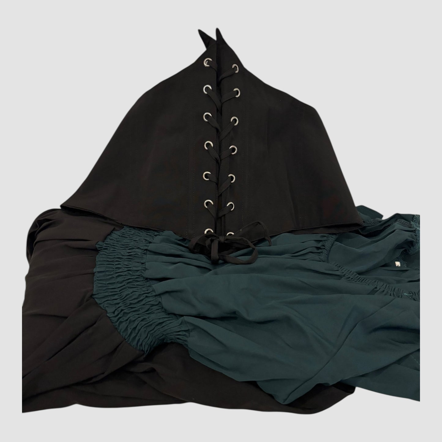 Vestido Tradicional Irlandês Mulher – Estilo Medieval/Renascentista