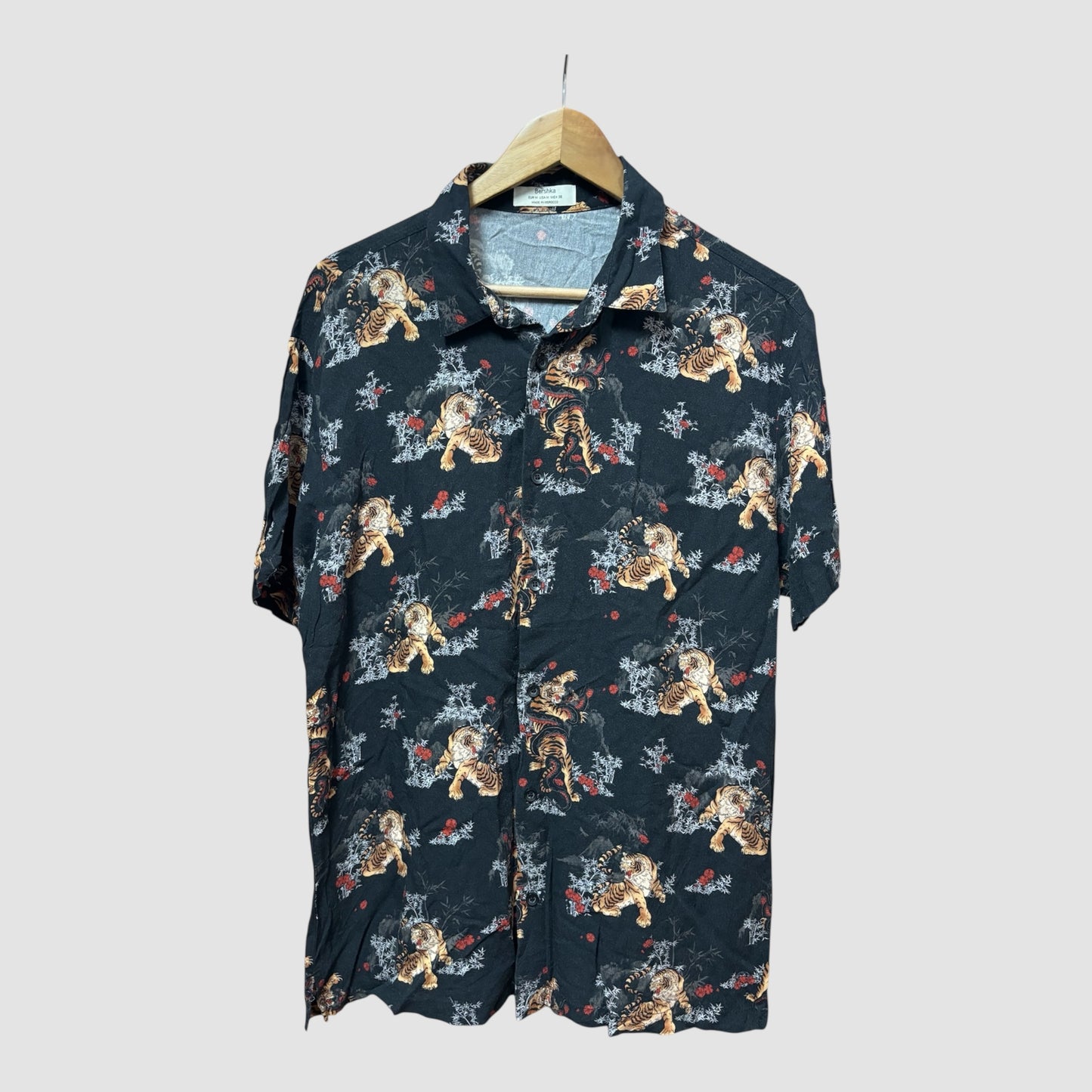 Camisa manga curta homem Bershka tamanho M