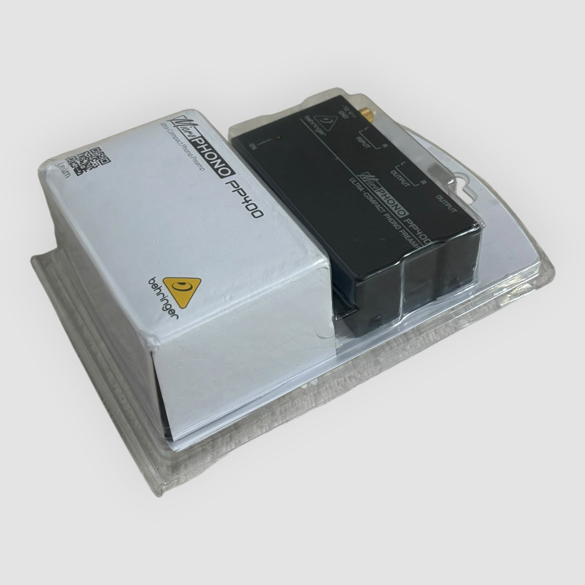 Pré-Amplificador Phono Behringer MicroPhono PP400