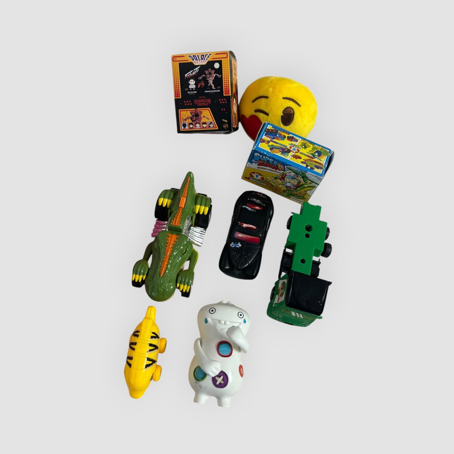 Lote de Brinquedos Diversos para Criança