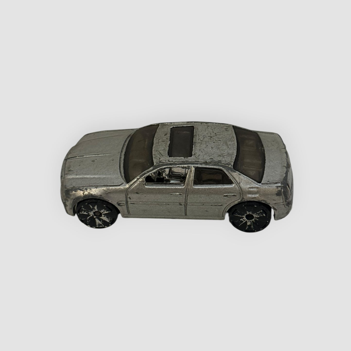 Hot Wheels Chrysler 300C Prata