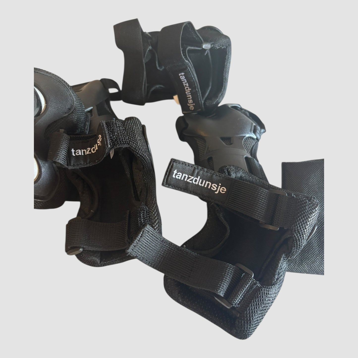 Conjunto de Proteções para Patins Skate e Trotinete Preto