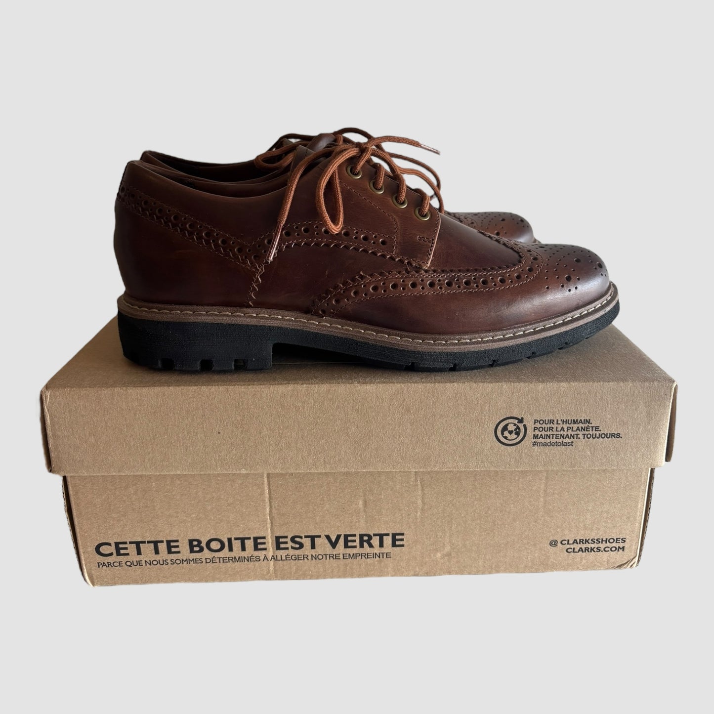 Sapatos Clarks Batcombe Wing tamanho 41 Novos