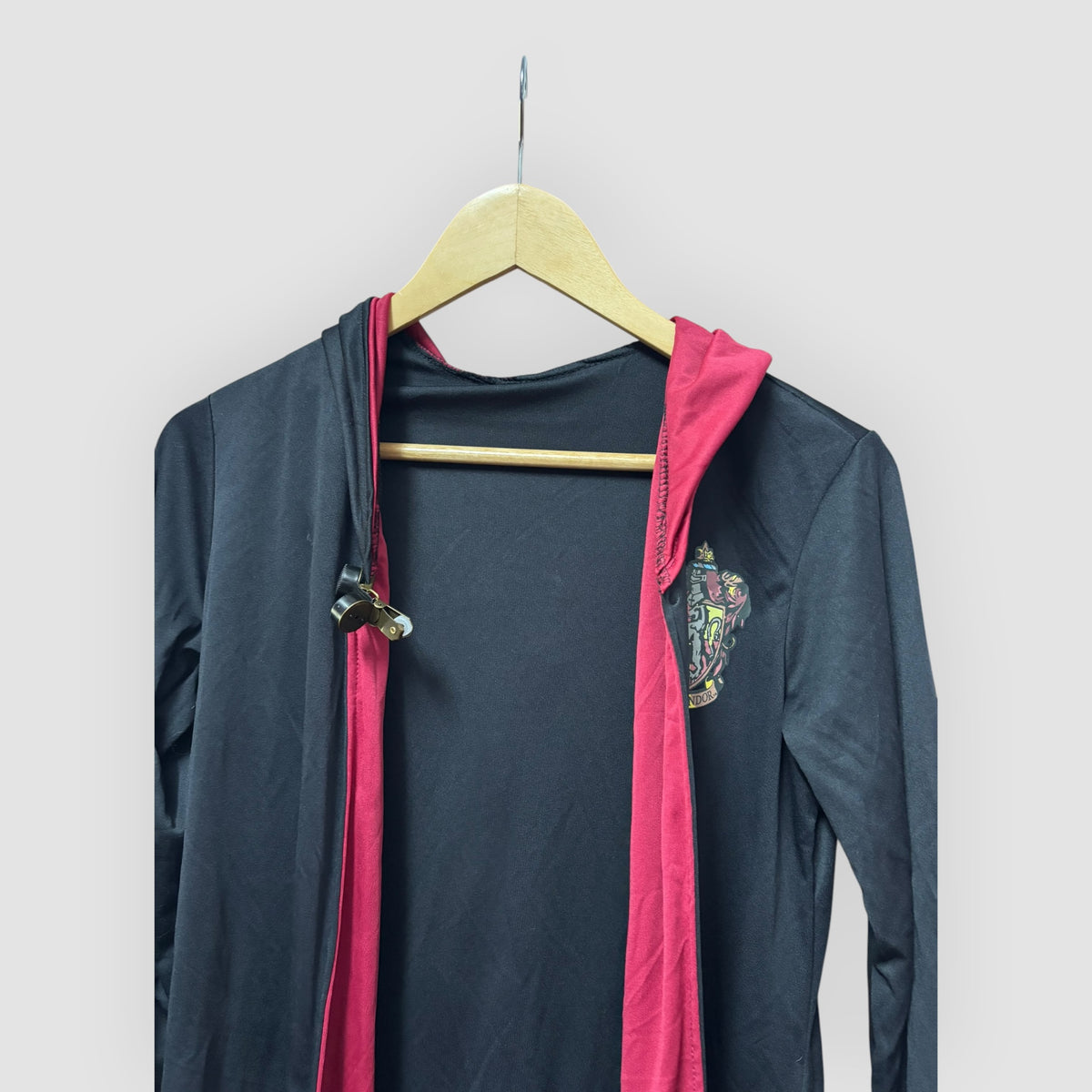 Disfarce Harry Potter – Túnica Gryffindor com Capuz – 8 a 10 Anos