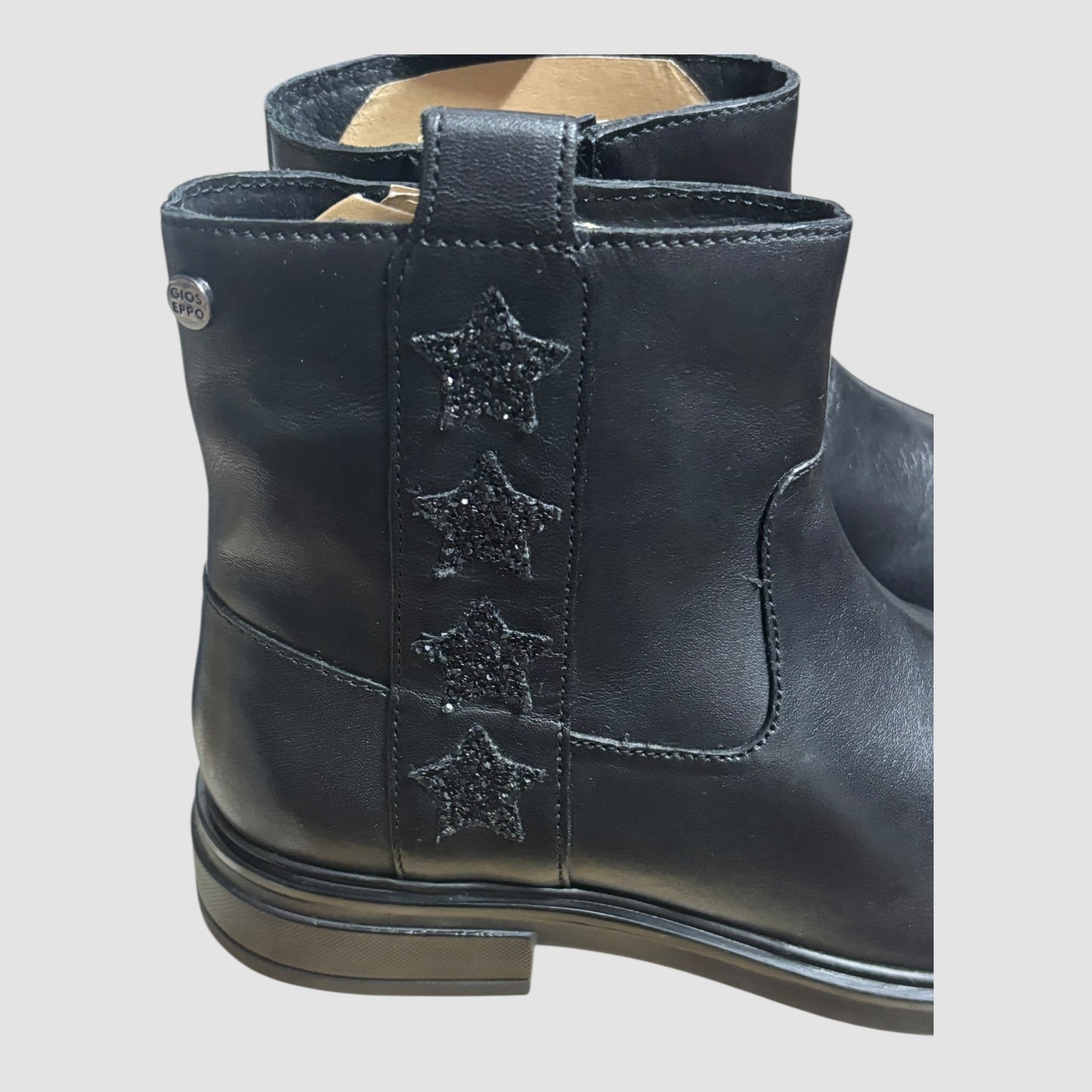 Botins Gioseppo Kisber Pretos Menina Tamanho 36 com Estrelas Glitter Novas