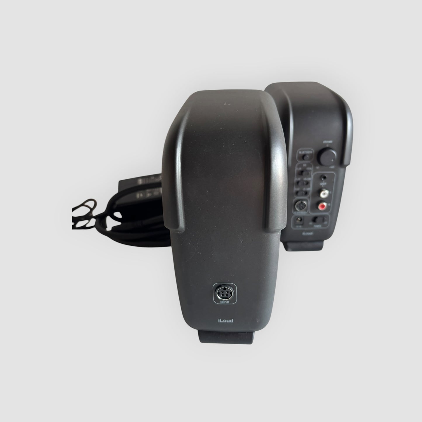 IK Multimedia iLoud Micro Monitors – Colunas de Estúdio Ativas