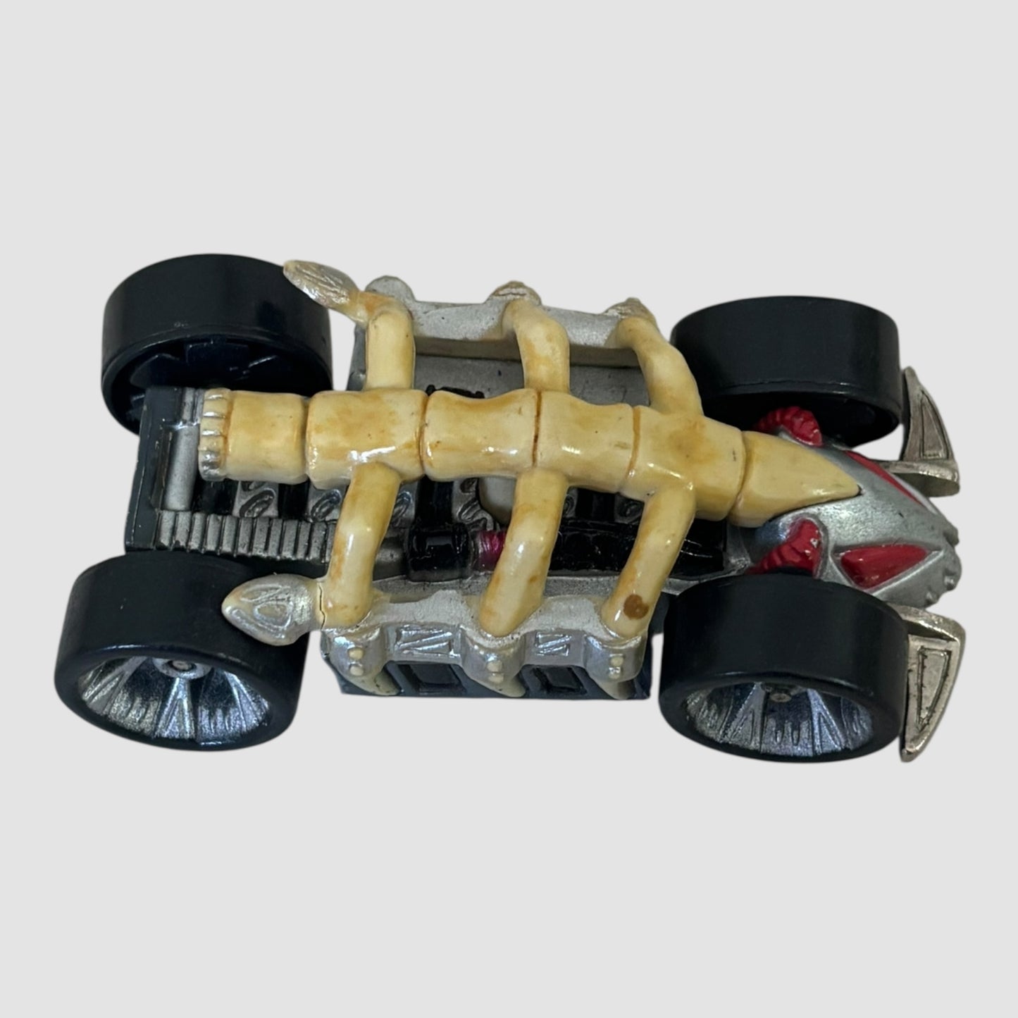 Carro miniatura Disney fantasia esqueleto