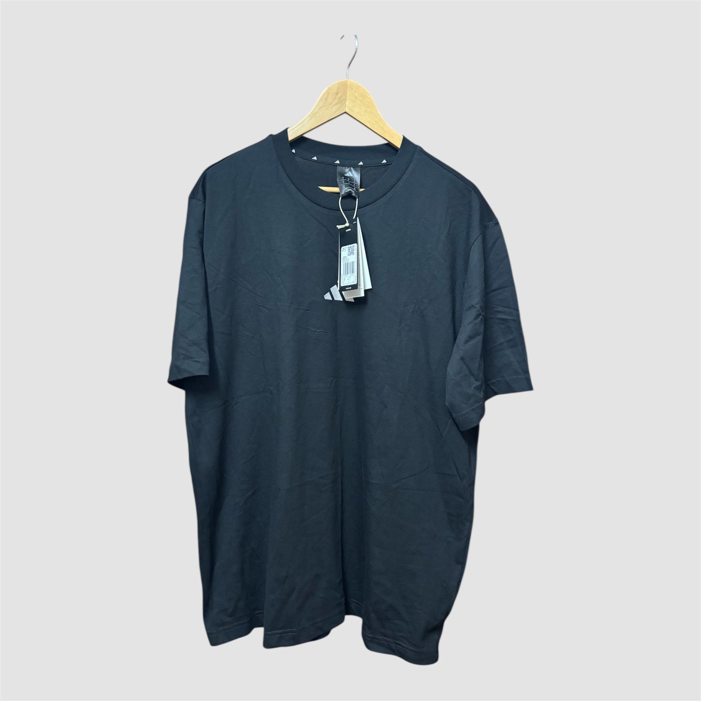 T-Shirt adidas Essentials Small Logo tamanho L Nova