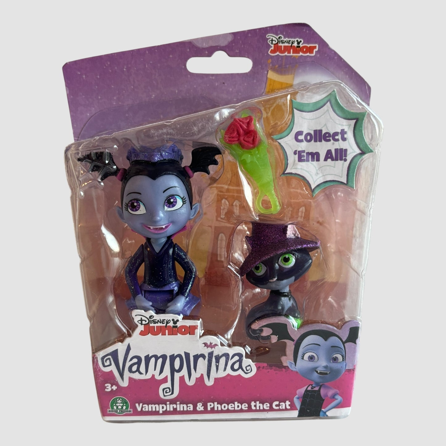 Vampirina & Phoebe the cat Novo