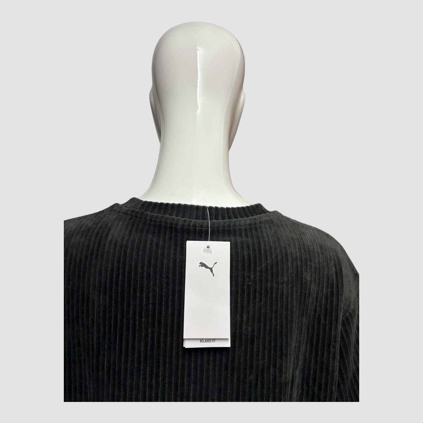 T-Shirt Puma ESS Elevated Velour Rib Unissexo Preto/Azul Marinho Acinzentado Tamanho M Nova