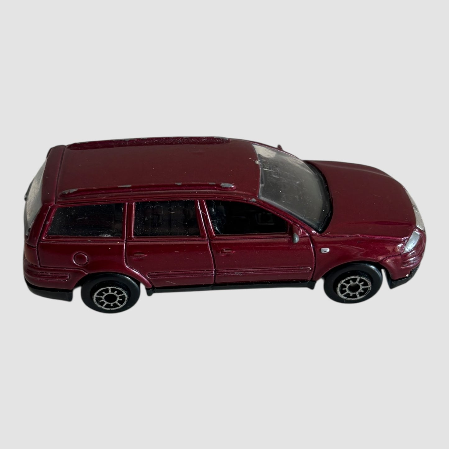 Volkswagen Passat Variant Welly miniatura carrinha