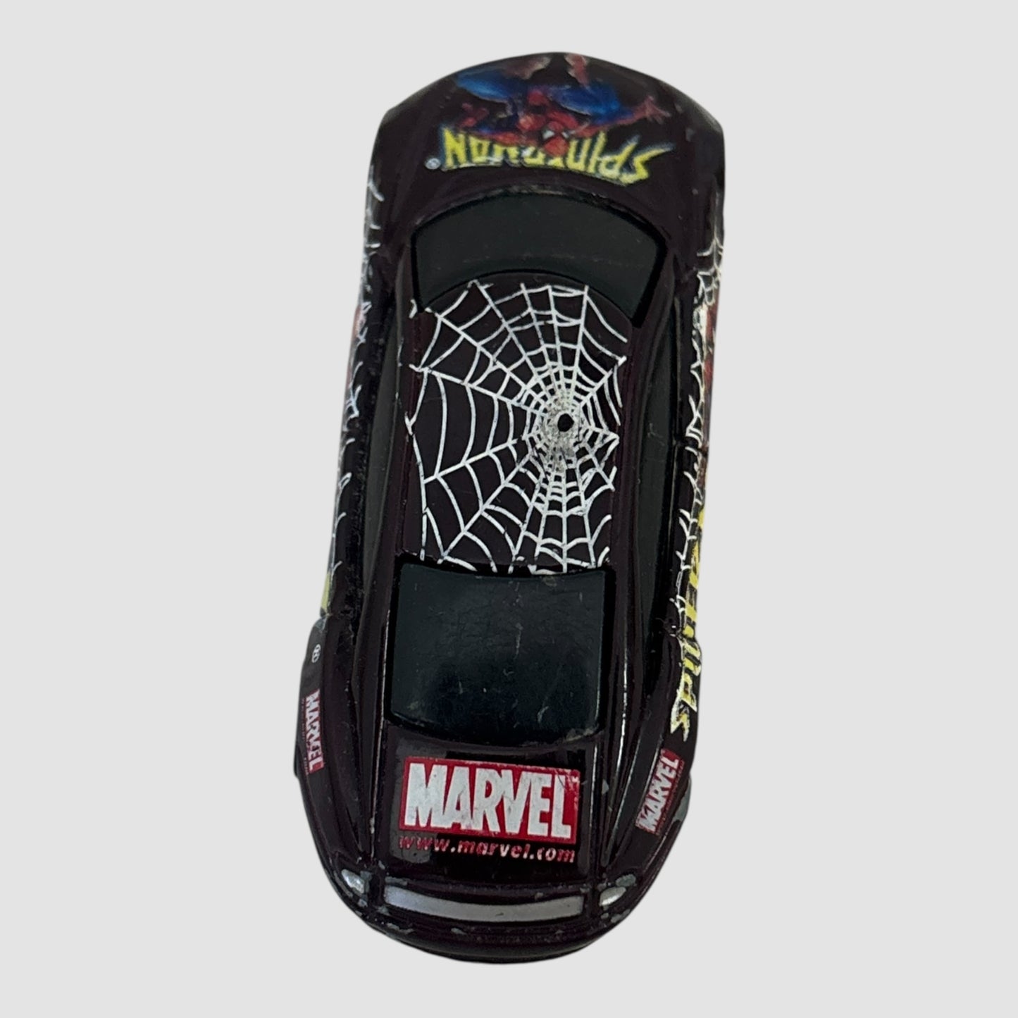 Carro miniatura Maisto Buick LaCrosse Spider-Man Marvel 2002