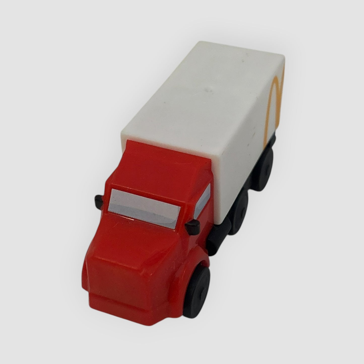Camião McDonald’s Happy Meal 2025