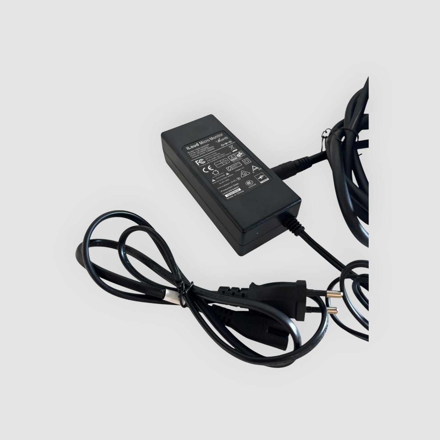 IK Multimedia iLoud Micro Monitors – Colunas de Estúdio Ativas