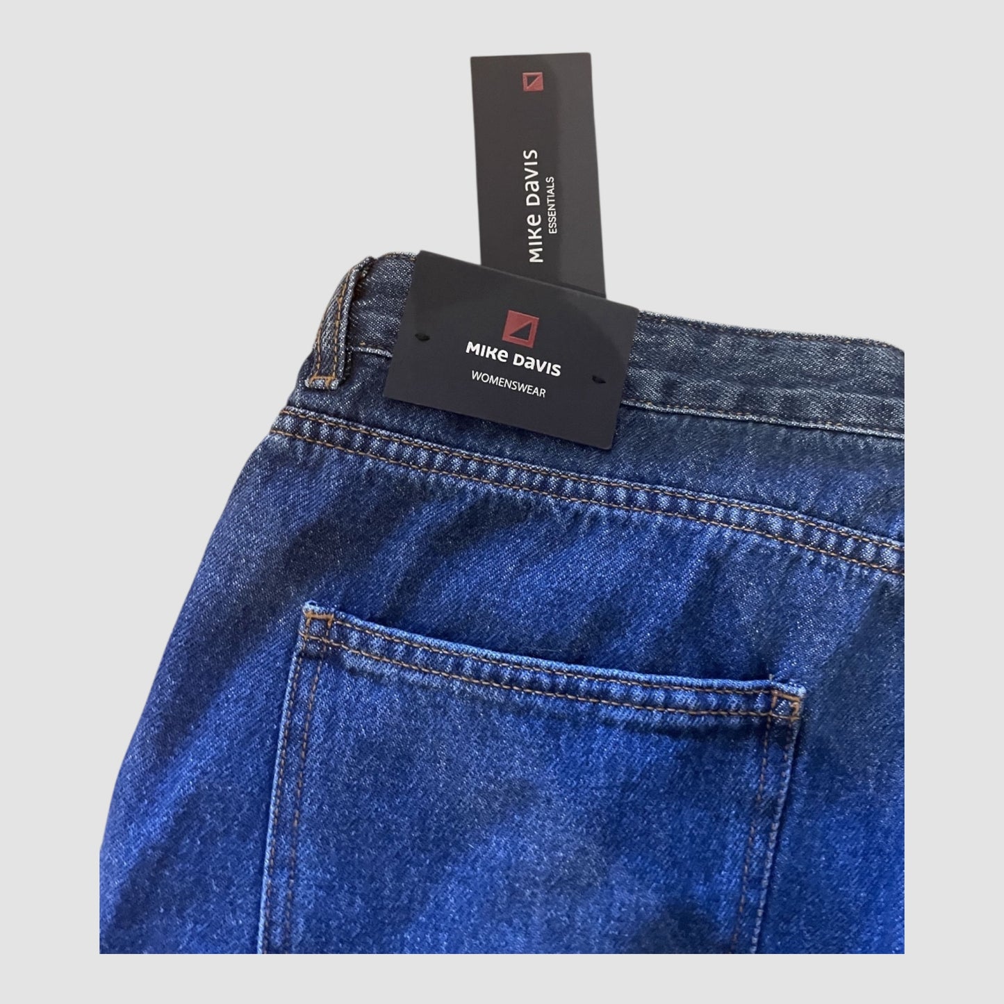 Calça Jeans High Rise - Straigh Mike Davis tamanho 44 Novas