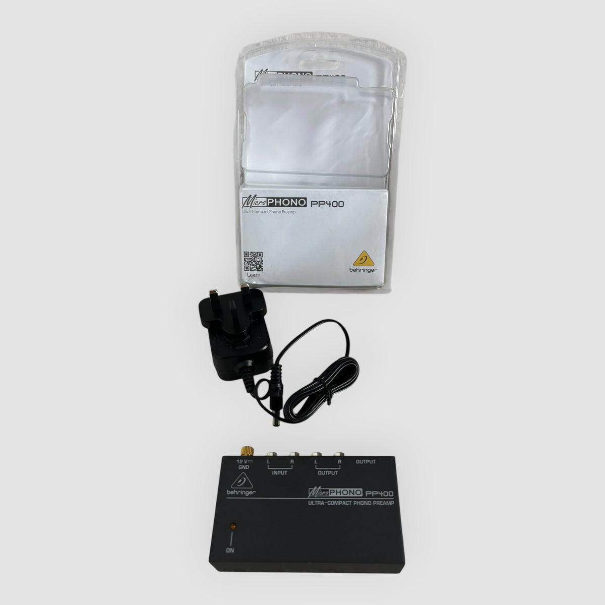 Pré-Amplificador Phono Behringer MicroPhono PP400