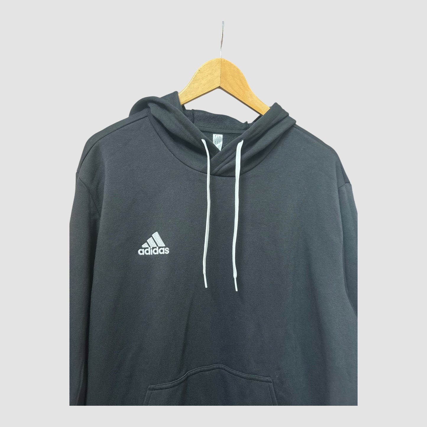 Sweatshirt Adidas com capuz  homem XL nova com etiqueta