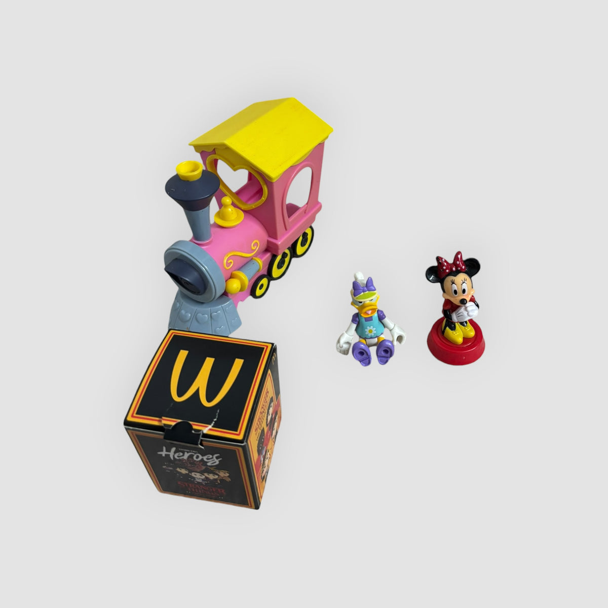 Lote +17 Brinquedos Menina – Disney, Bonecas, Jogos e Acessórios