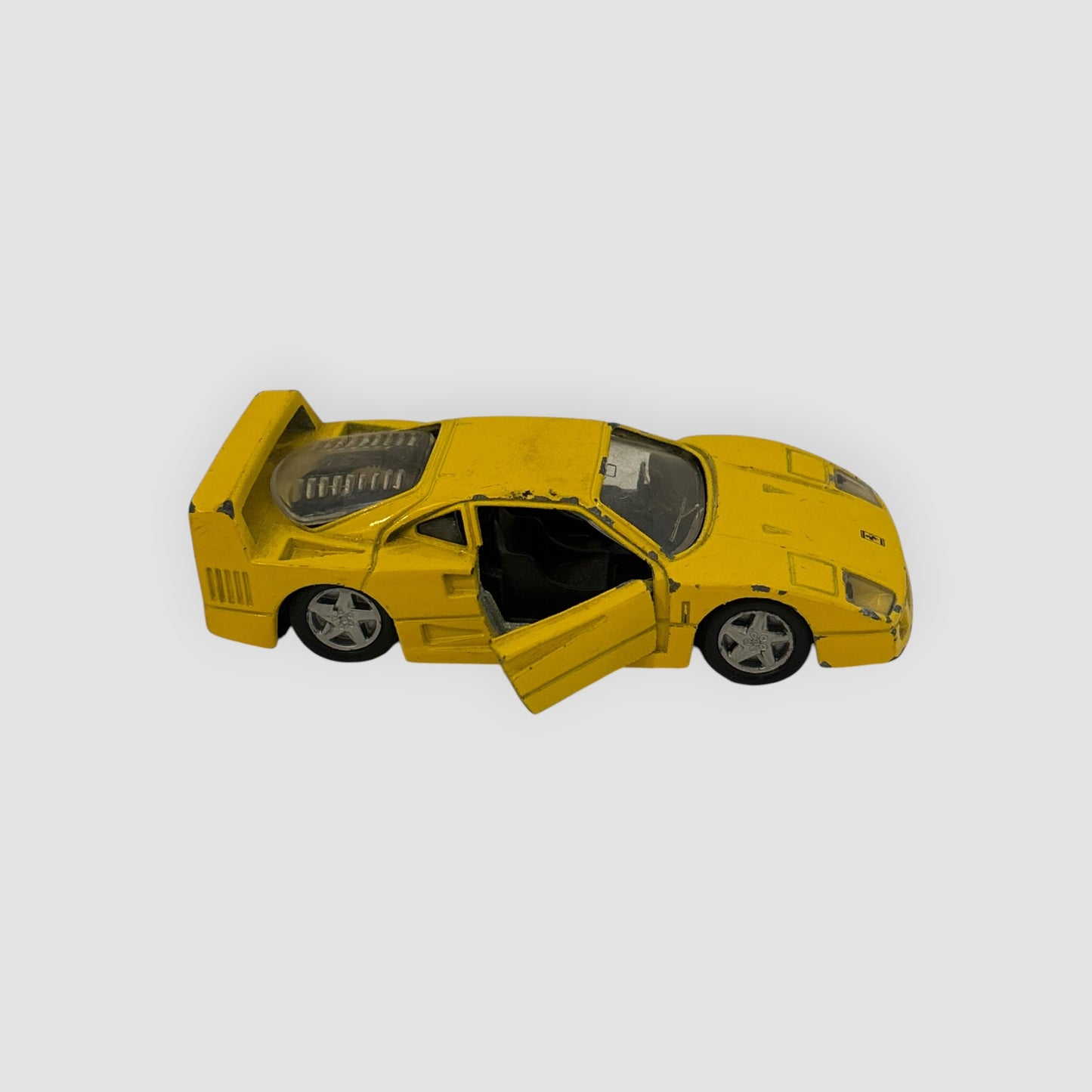 Maisto Ferrari F40 Amarelo 1:39 com Portas Funcionais