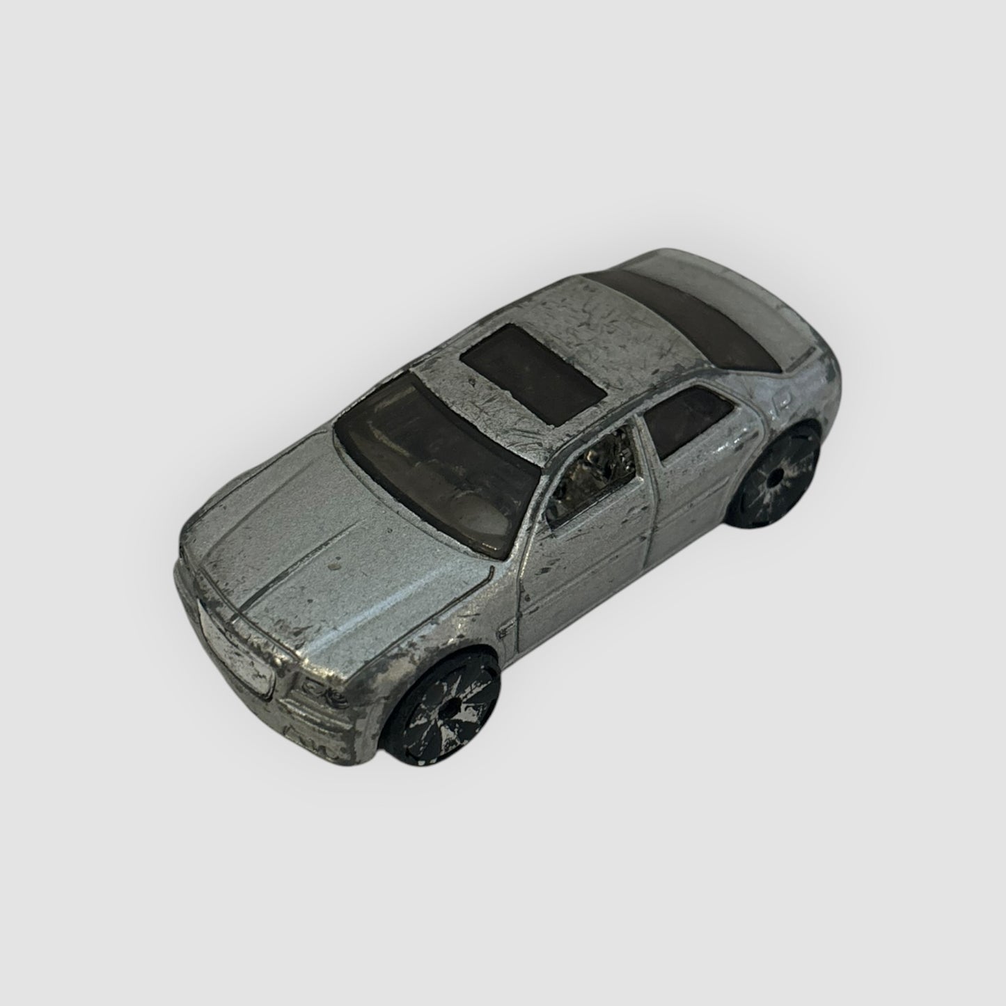 Hot Wheels Chrysler 300C Prata
