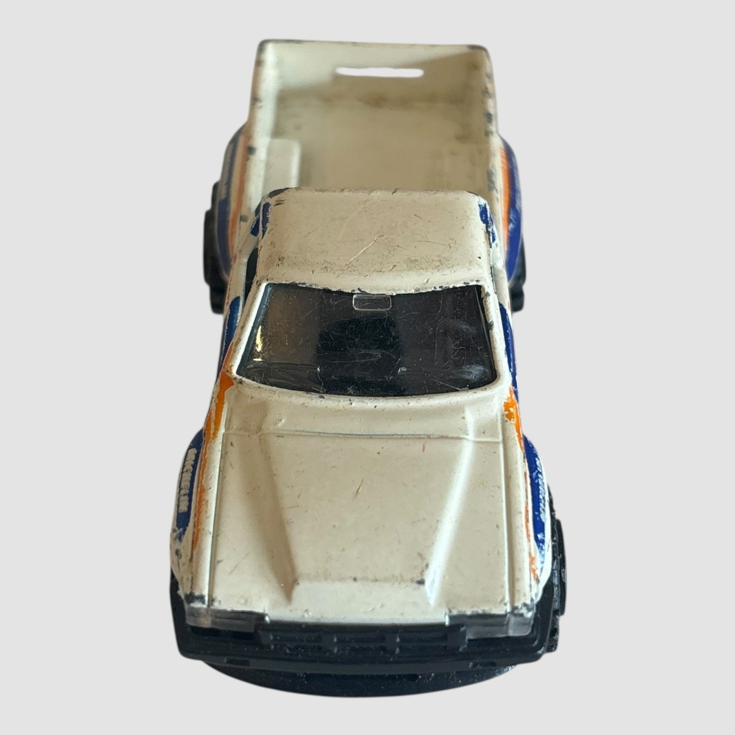 Toyota Hilux Guisval miniatura pick-up branca