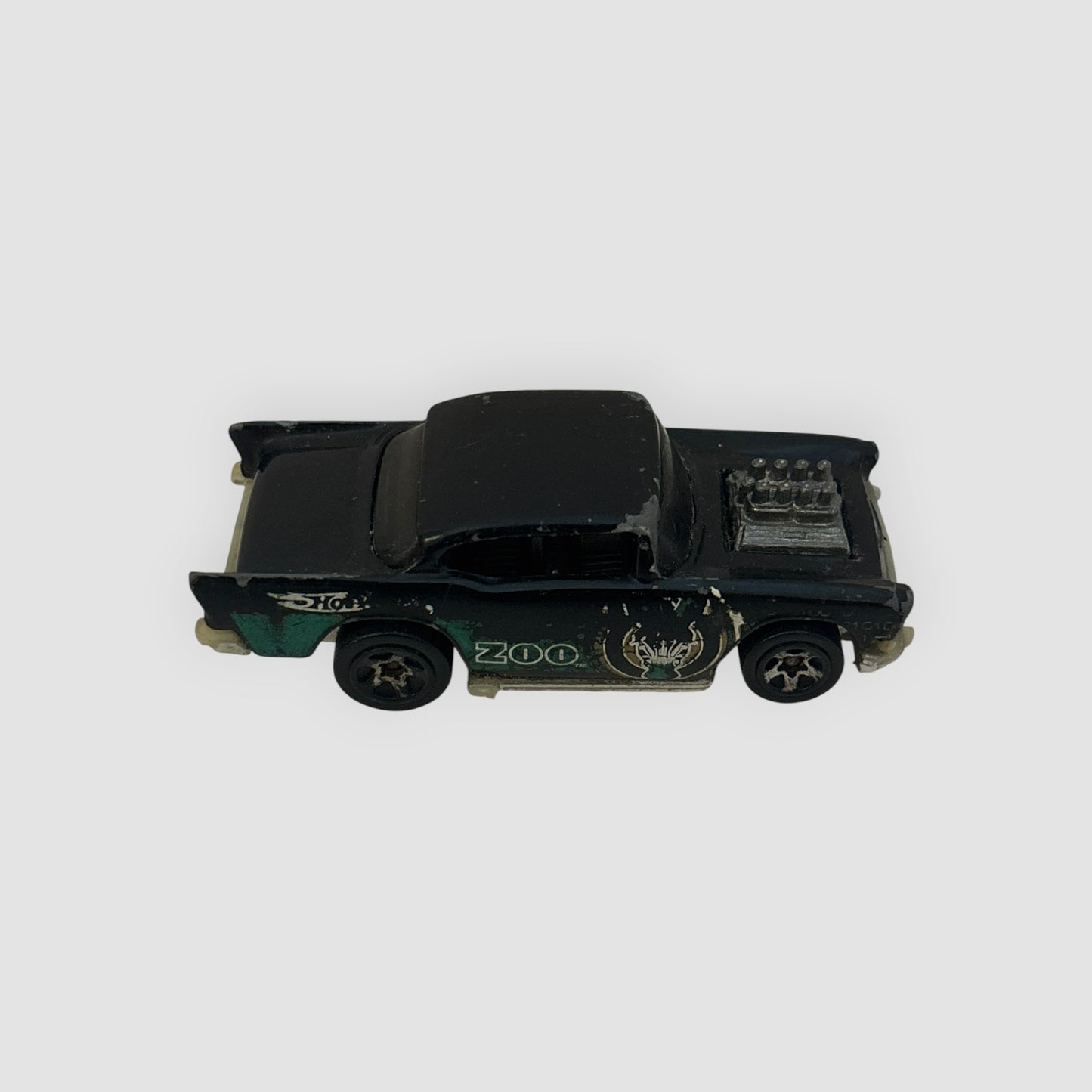 Hot Wheels ’57 Chevy Preto Custom 300