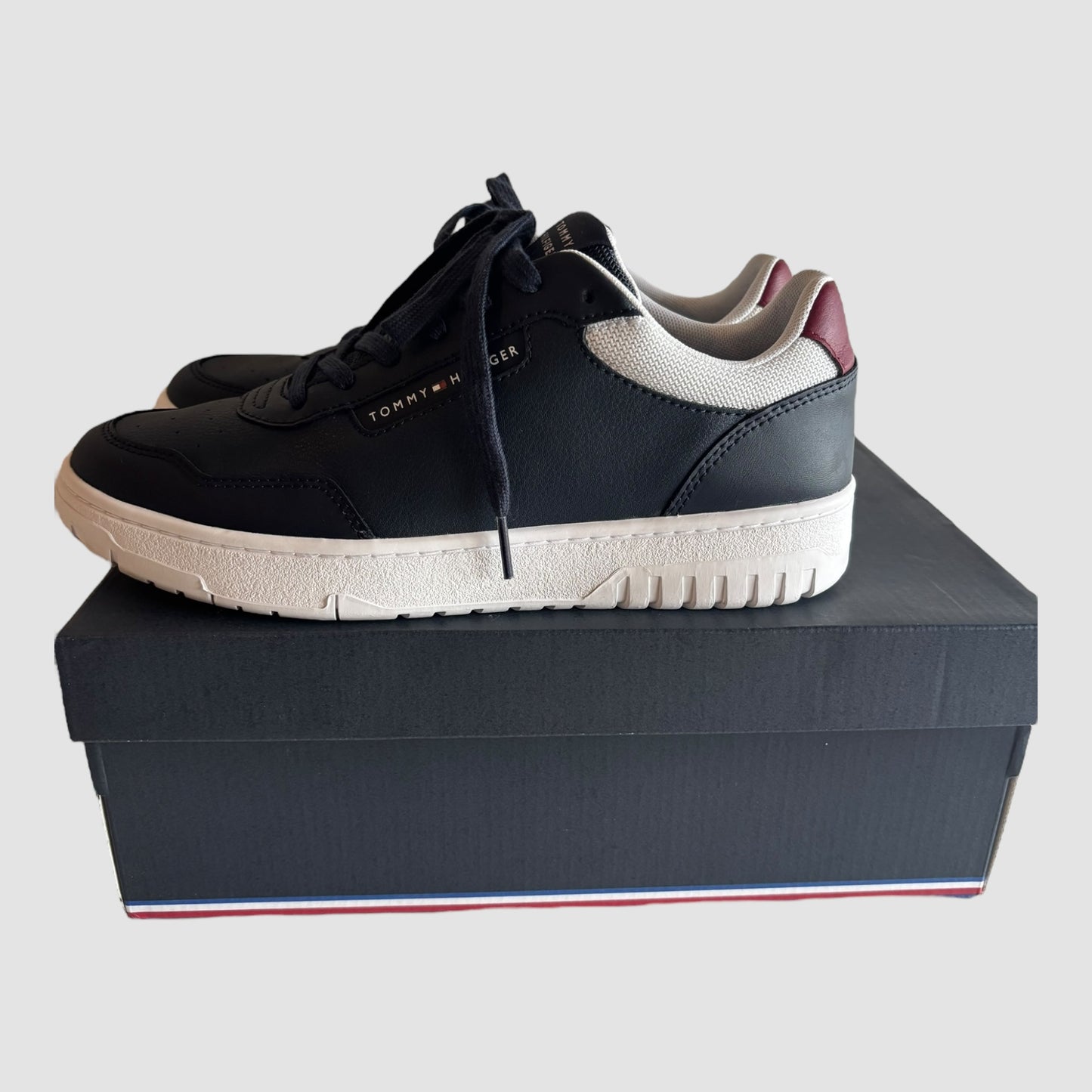Sapatilhas Tommy Hilfiger homem tamanho 40