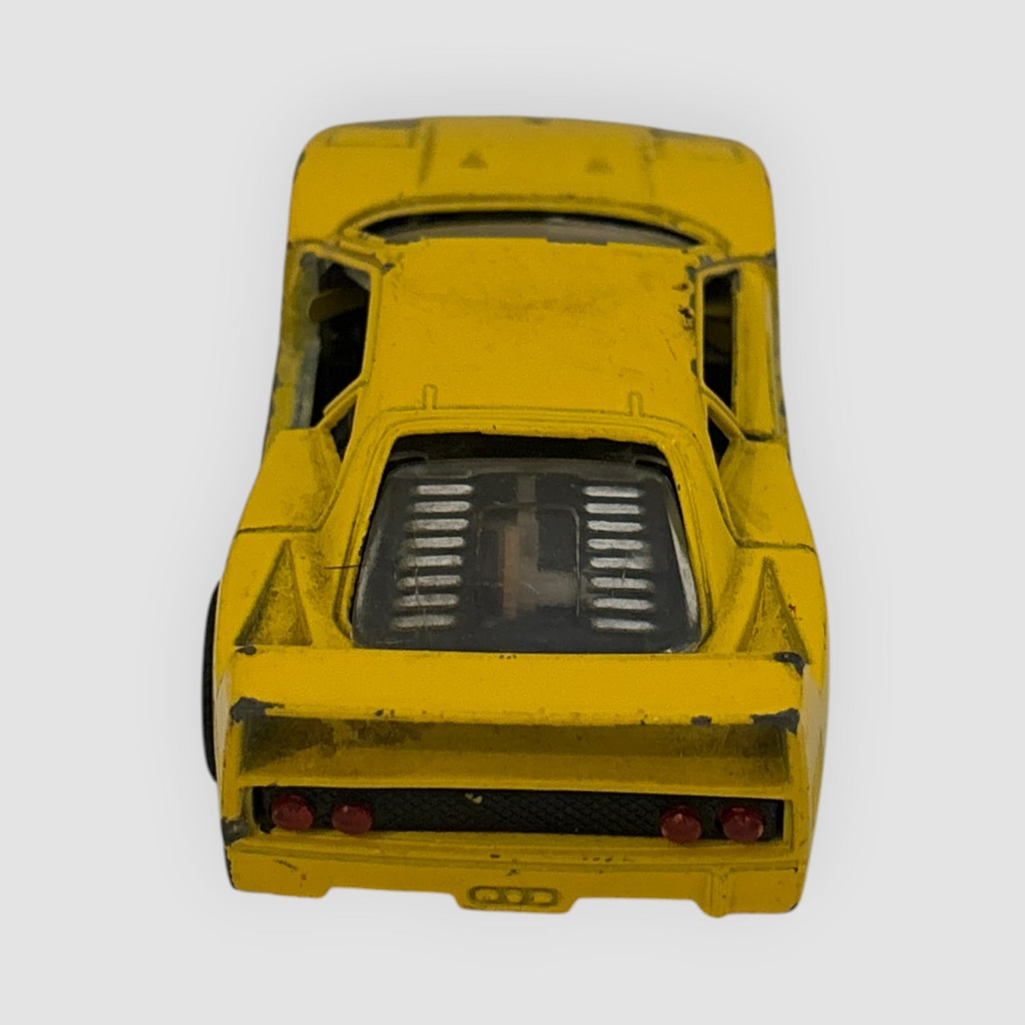 Maisto Ferrari F40 Amarelo 1:39 com Portas Funcionais