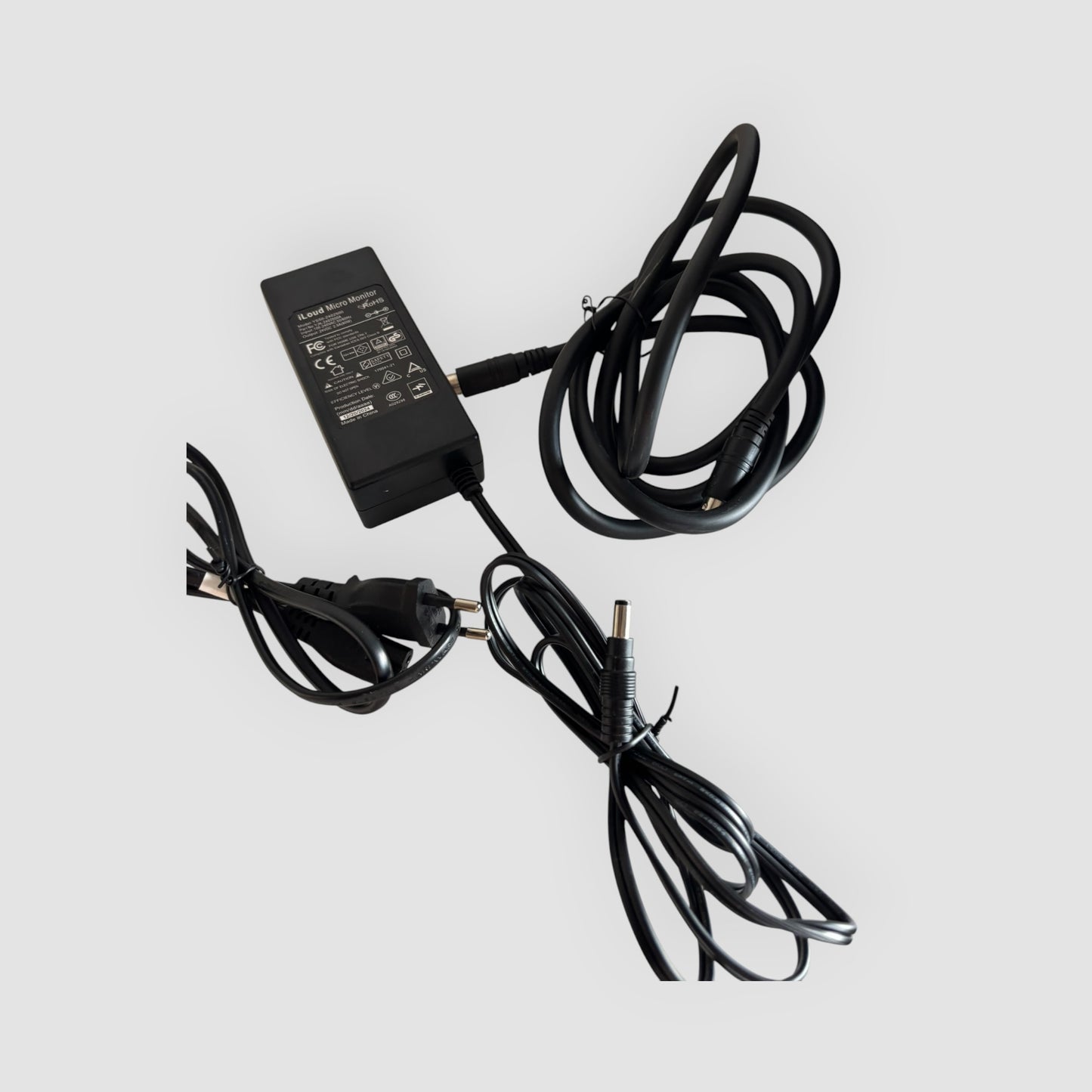 IK Multimedia iLoud Micro Monitors – Colunas de Estúdio Ativas