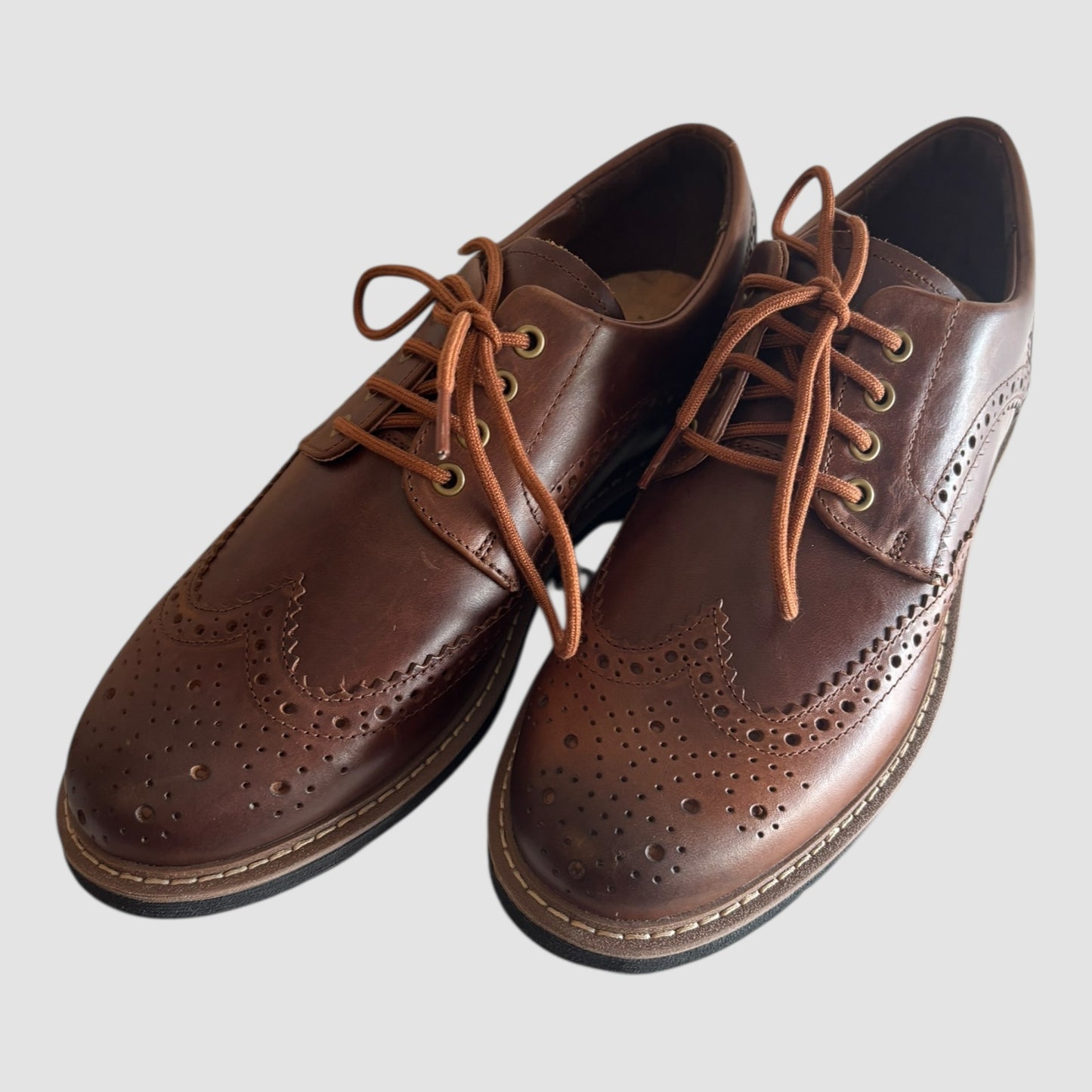 Sapatos Clarks Batcombe Wing tamanho 41 Novos