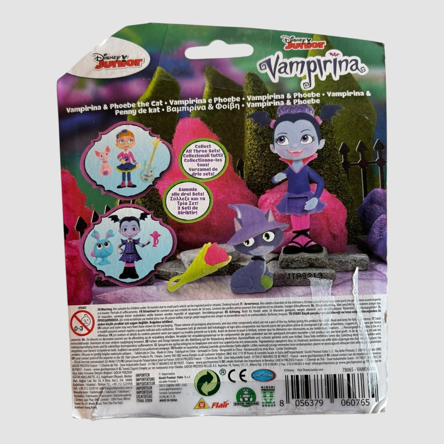 Vampirina & Phoebe the cat Novo