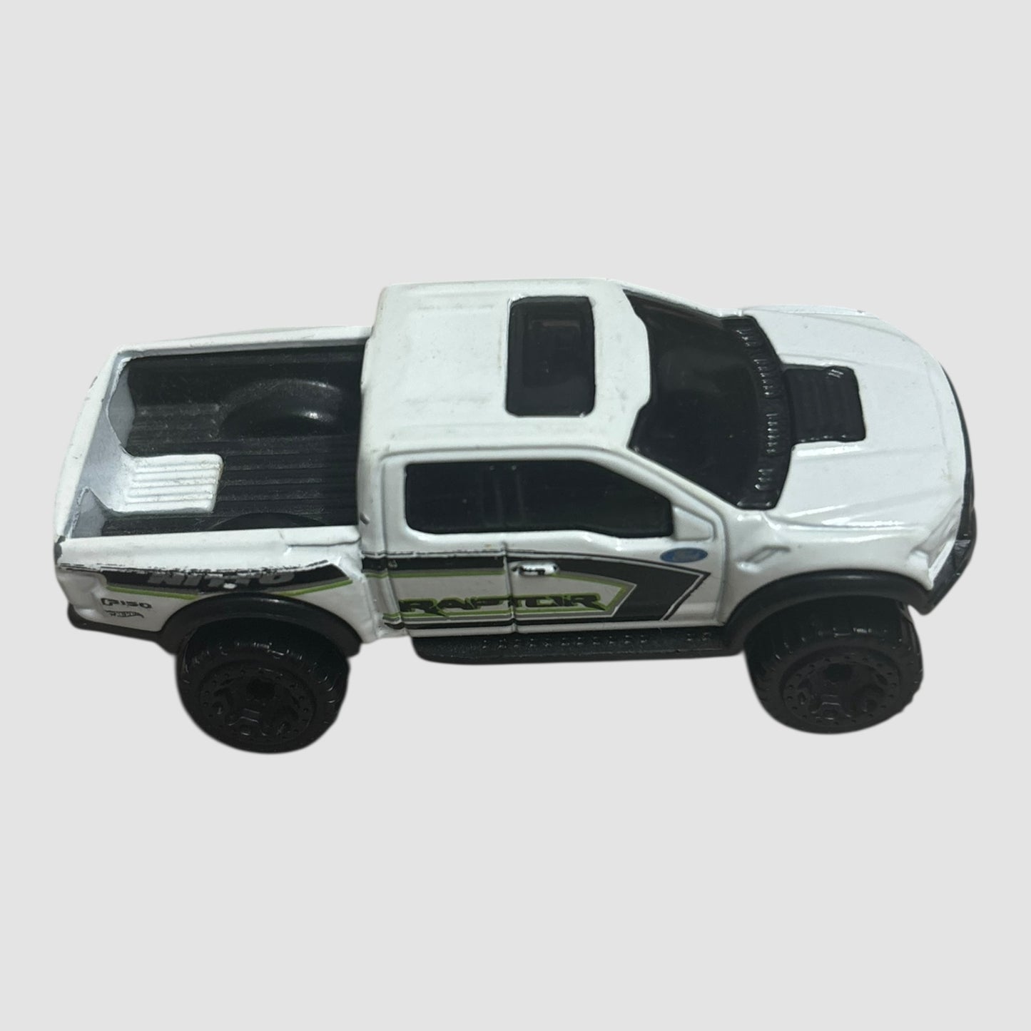 Carro miniatura Hot Wheels ’17 Ford F-150 Raptor