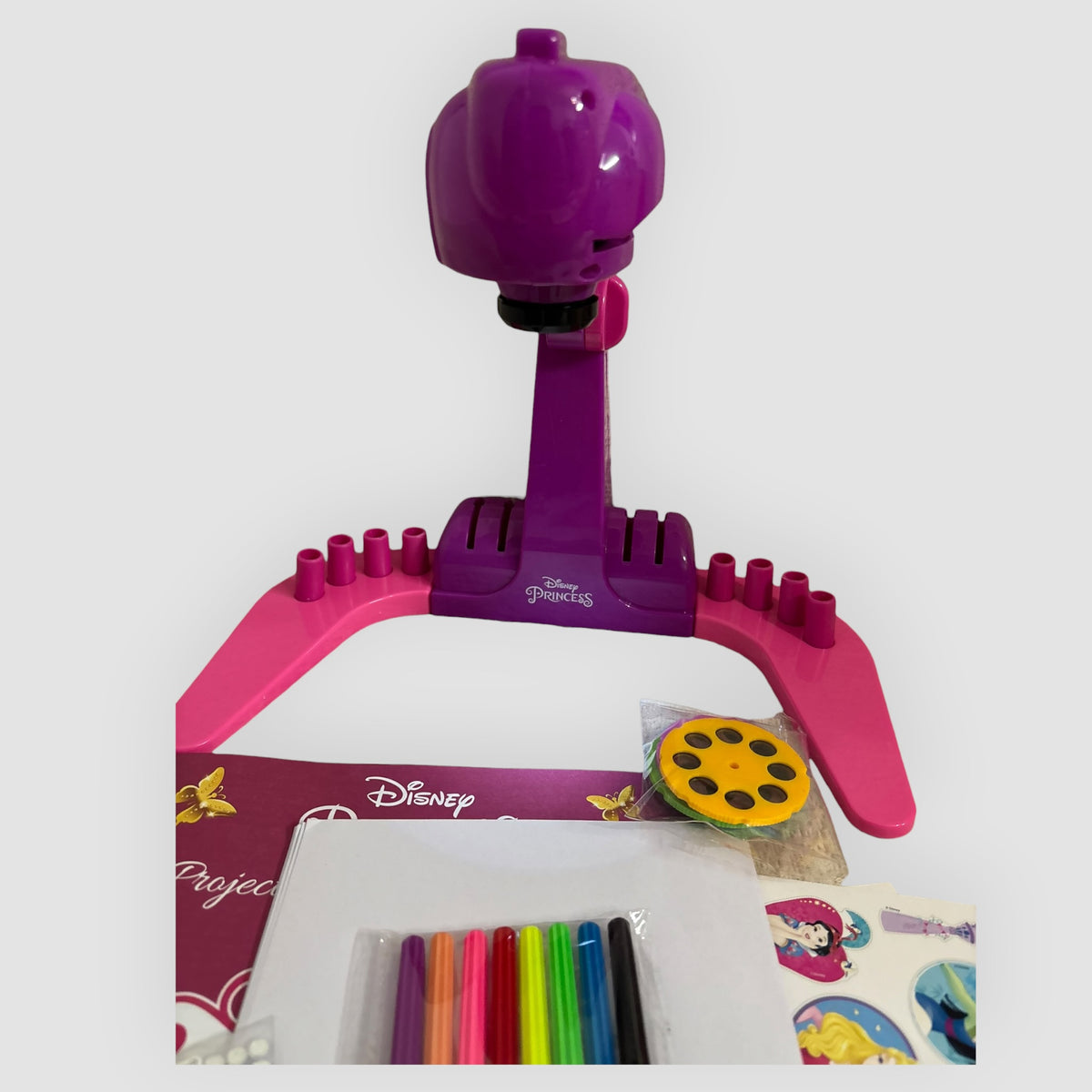 Disney Princesas – Escola de Desenho com Projetor Lisciani – Novo